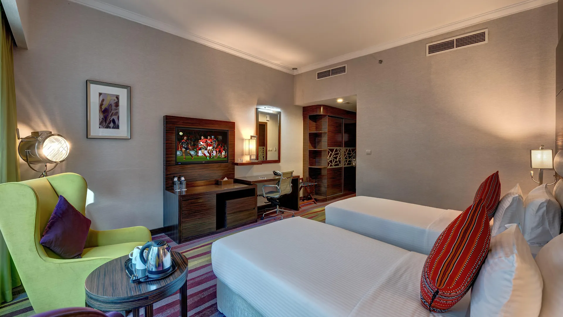 Vintage Grand Hotel - Formerly Ghaya Grand Hotel Dubai