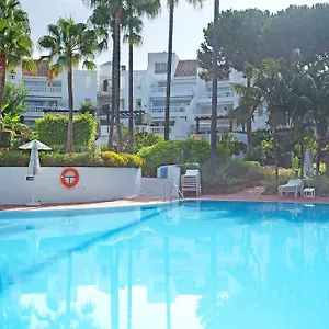 White Pearl Elviria Spain
